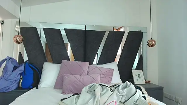 alaska  williams   online show from 11/23/25, 03:34