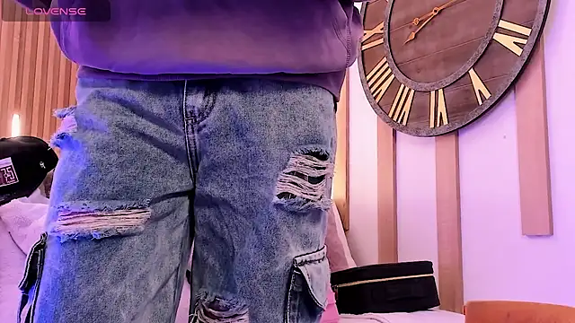 ArianaSantana online show from 01/13/26, 01:05