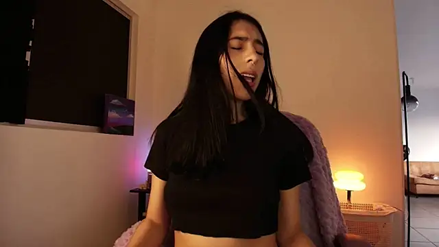 violethun  online show from 10/19/25, 10:49