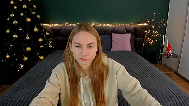 MilaAddams online show from 12/23/25, 06:44