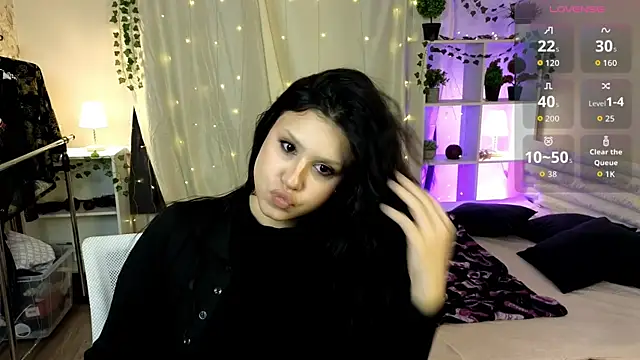 Nicole Parshikova online show from 10/30/25, 10:27