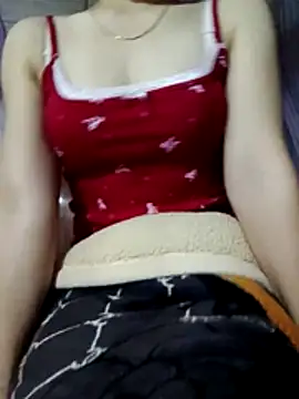 LucyyLy online show from 12/01/25, 11:37