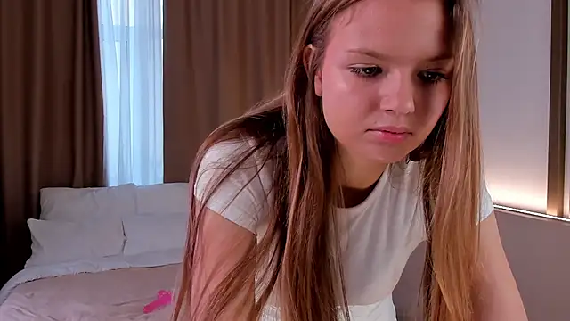 hidden charm  online show from 09/21/25, 12:18