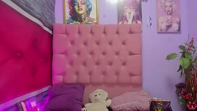 DakotaKS online show from 10/15/25, 04:34