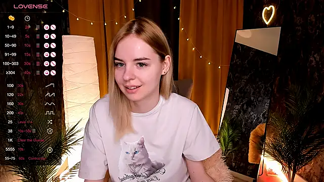 LillianShine online show from 04/28/26, 02:27