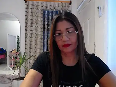 Snapshot of Manuela_lara_ chatting on 10/03/25, 01:41 Manuela lara online show from 10/03/25, 01:41
