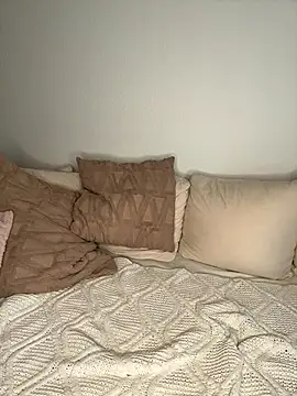 Nola Luxx-offiziell online show from 10/21/25, 10:27