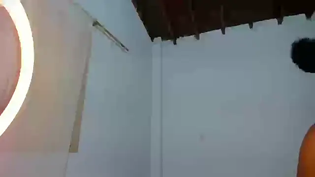 CAROLINNAGOMEZ online show from 11/14/25, 12:42