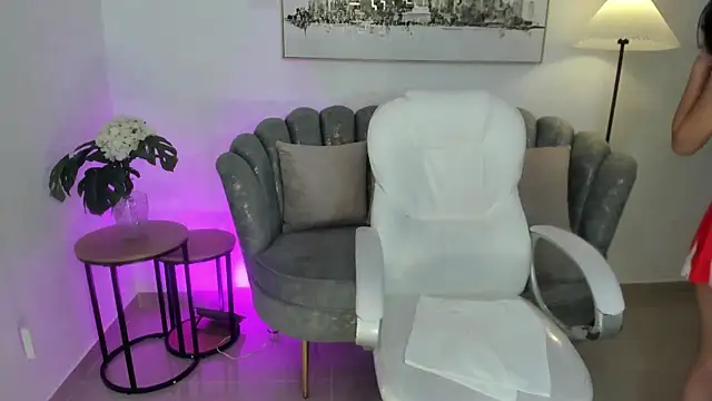 amara foxx online show from 06/20/26, 06:54
