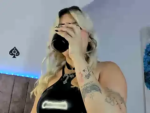 naomi sanz online show from 04/04/26, 11:08