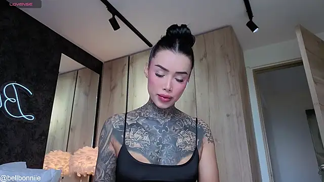 belllbonniie online show from 05/12/26, 06:38