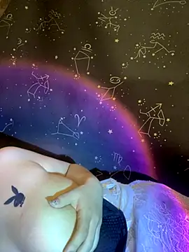 Snapshot of swallow-nice chatting on 09/25/25, 06:11 swallow-nice online show from 09/25/25, 06:11