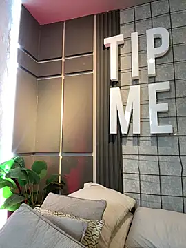 Tayler Kim online show from 03/26/26, 04:45