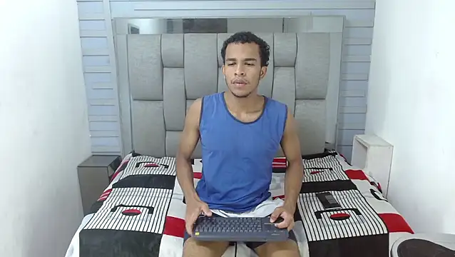 aston xvera online show from 09/09/25, 08:30