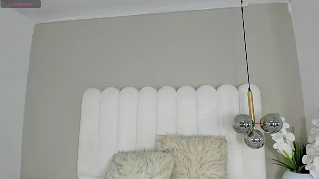 Snapshot of shanty_cole chatting on 11/14/25, 10:47 shanty cole online show from 11/14/25, 10:47