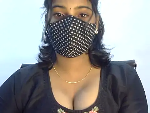Snapshot of Hott_Noor chatting on 11/02/25, 07:16 Hott Noor online show from 11/02/25, 07:16