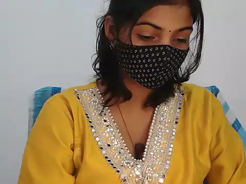 Snapshot of Hott_Noor chatting on 11/11/25, 08:25 Hott Noor online show from 11/11/25, 08:25