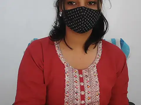 Snapshot of Hott_Noor chatting on 11/13/25, 09:08 Hott Noor online show from 11/13/25, 09:08