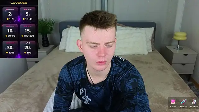 Snapshot of happy_de1mos chatting on 10/14/25, 09:59 happy de1mos online show from 10/14/25, 09:59