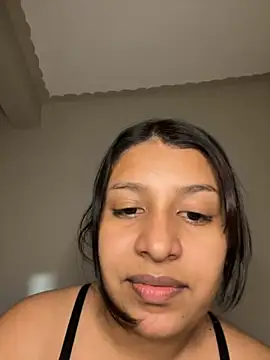  Chloe Smith online show from 10/30/25, 04:58