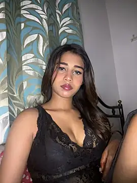 STRIP GLOW online show from 01/08/26, 11:07