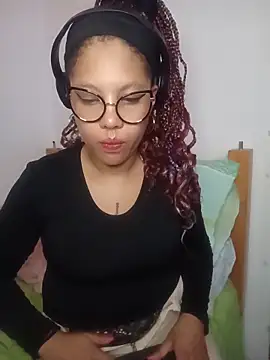 gigi1326 online show from 11/14/25, 02:43