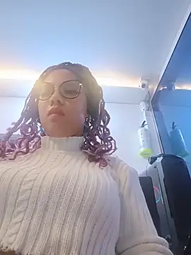 gigi1326 online show from 11/22/25, 10:31