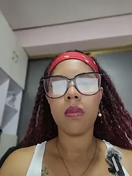 gigi1326 online show from 07/30/26, 05:28
