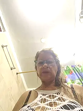 MaryLunne online show from 10/02/25, 11:06