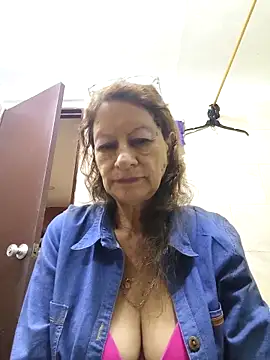 MaryLunne online show from 11/19/25, 11:54