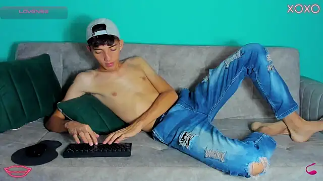 Maikol Ortiz online show from 09/25/25, 12:53