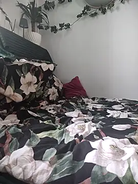 Snapshot of BabyFaceMia chatting on 11/05/25, 12:38 BabyFaceMia online show from 11/05/25, 12:38