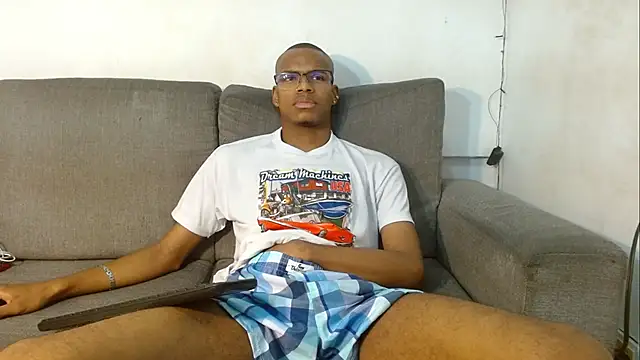 Snapshot of criss_zuri chatting on 10/27/25, 11:58 criss zuri online show from 10/27/25, 11:58