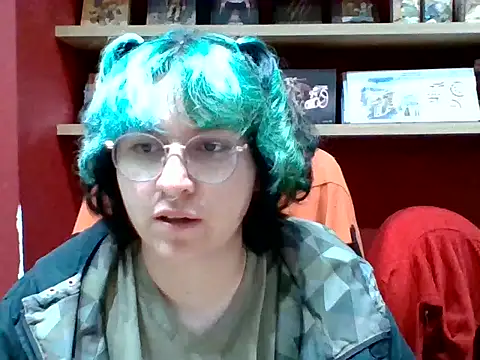 Snapshot of Froggyinthebox chatting on 03/13/26, 11:33 Froggyinthebox online show from 03/13/26, 11:33