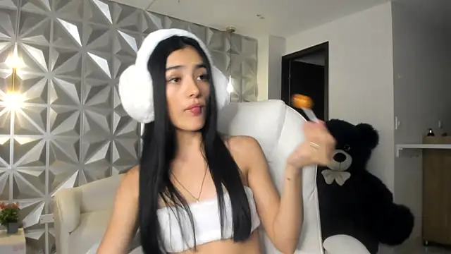 zoerouse  online show from 01/08/26, 08:22