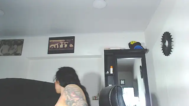 Vicky hotmilf online show from 09/26/25, 11:03