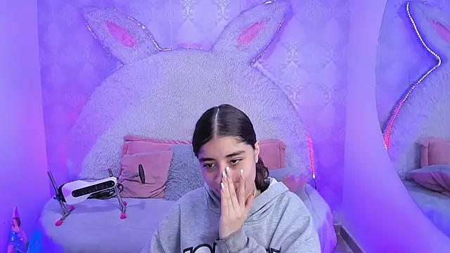 Gaby louse online show from 04/11/26, 07:18