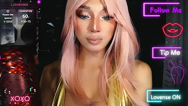 Snapshot of xUrGoddess_Bellax chatting on 10/22/25, 03:12 xUrGoddess Bellax online show from 10/22/25, 03:12