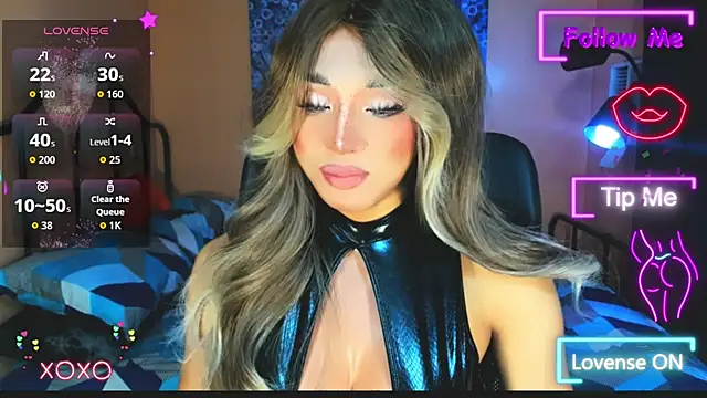 Snapshot of xUrGoddess_Bellax chatting on 11/13/25, 01:26 xUrGoddess Bellax online show from 11/13/25, 01:26