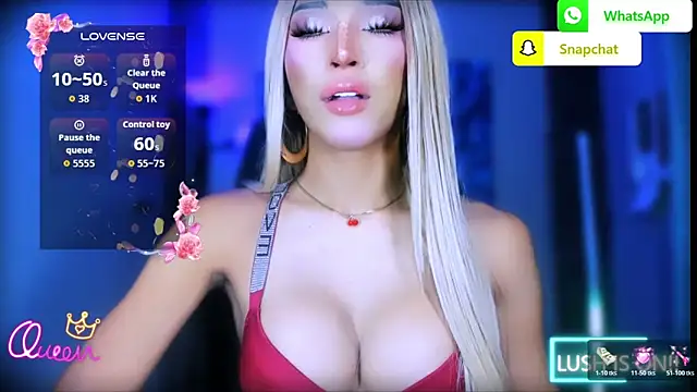Snapshot of xUrGoddess_Bellax chatting on 06/14/26, 01:25 xUrGoddess Bellax online show from 06/14/26, 01:25
