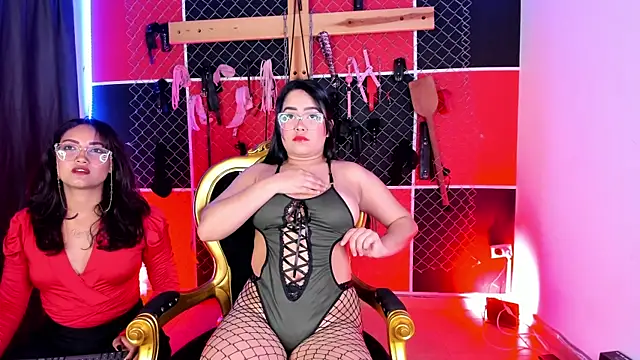 Snapshot of Mr_Alejandra_bdsm chatting on 11/28/25, 07:38 Mr Alejandra bdsm online show from 11/28/25, 07:38