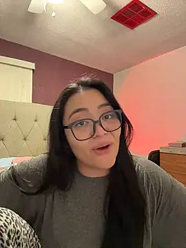 MyHoneyFrida online show from 01/12/26, 05:34