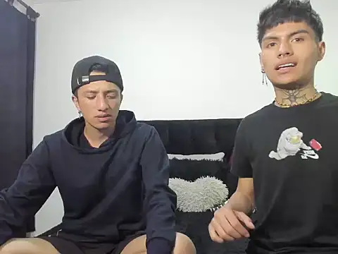 mhatias  online show from 09/16/25, 02:01