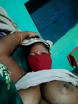 Snapshot of Jivika_Jaiswal chatting on 09/24/25, 04:10 Jivika Jaiswal online show from 09/24/25, 04:10