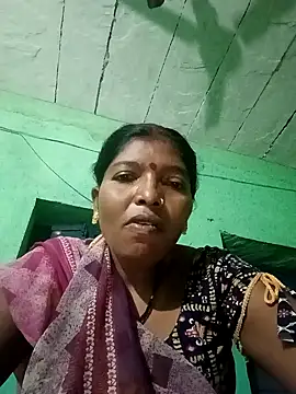 Snapshot of Jivika_Jaiswal chatting on 10/20/25, 12:11 Jivika Jaiswal online show from 10/20/25, 12:11