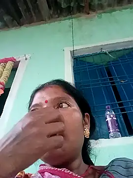 Snapshot of Jivika_Jaiswal chatting on 10/27/25, 01:20 Jivika Jaiswal online show from 10/27/25, 01:20