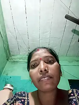 Snapshot of Jivika_Jaiswal chatting on 11/10/25, 11:04 Jivika Jaiswal online show from 11/10/25, 11:04