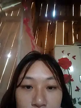 mai-xinh online show from 09/19/25, 11:27