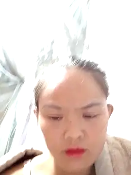 xinhxinhcute online show from 10/01/25, 01:39