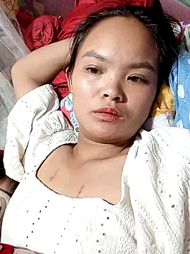 xinhxinhcute online show from 10/16/25, 10:22